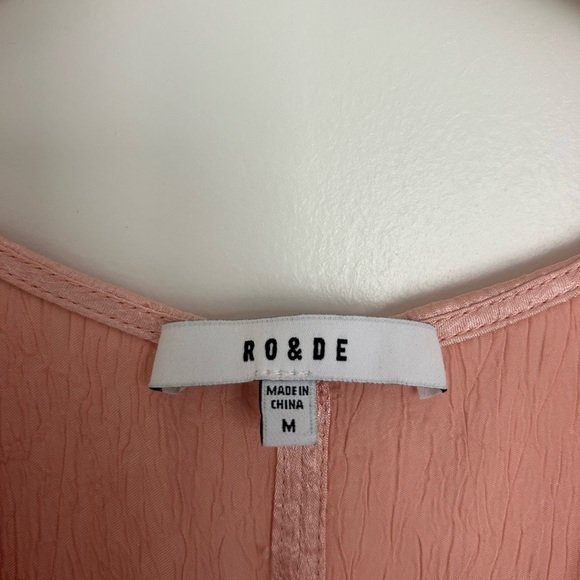 Ro & De Pink Sleeveless V Neck Silk Crop Blouse with Tie Back Medium - Picture 2 of 3